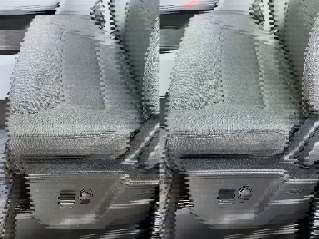 Certified 2024 Ford F150 Lightning XLT image 30