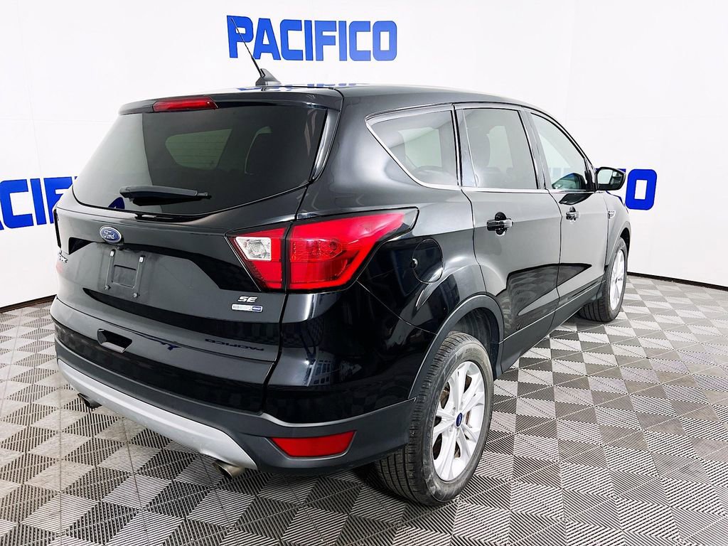 Certified 2019 Ford Escape SE AWD/4WD image 9