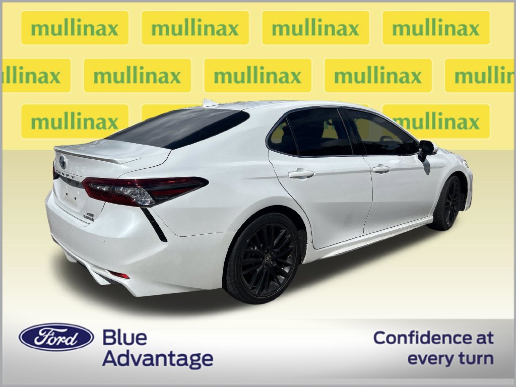 Used 2023 Toyota Camry XSE w/ Navigation Package FWD image 2