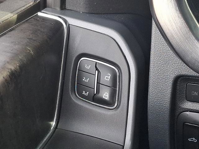 Certified 2023 Ford F250 Lariat w/ Sport Appearance Package image 21