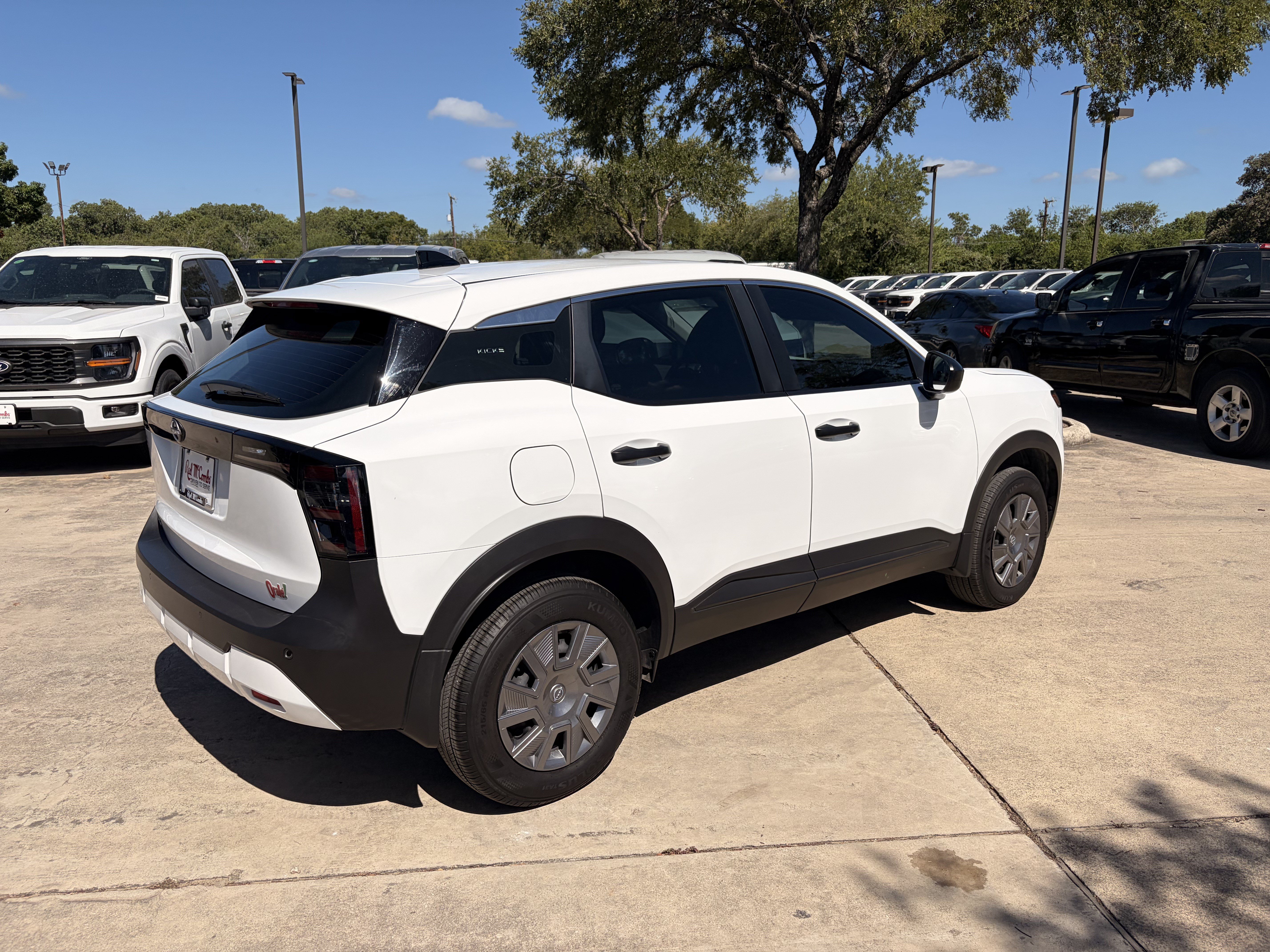 Used 2026 Nissan Kicks S FWD image 3