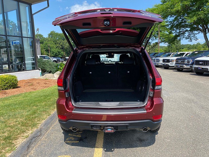 Used 2021 Jeep Grand Cherokee Trailhawk w/ Trailhawk Luxury Group AWD/4WD image 9