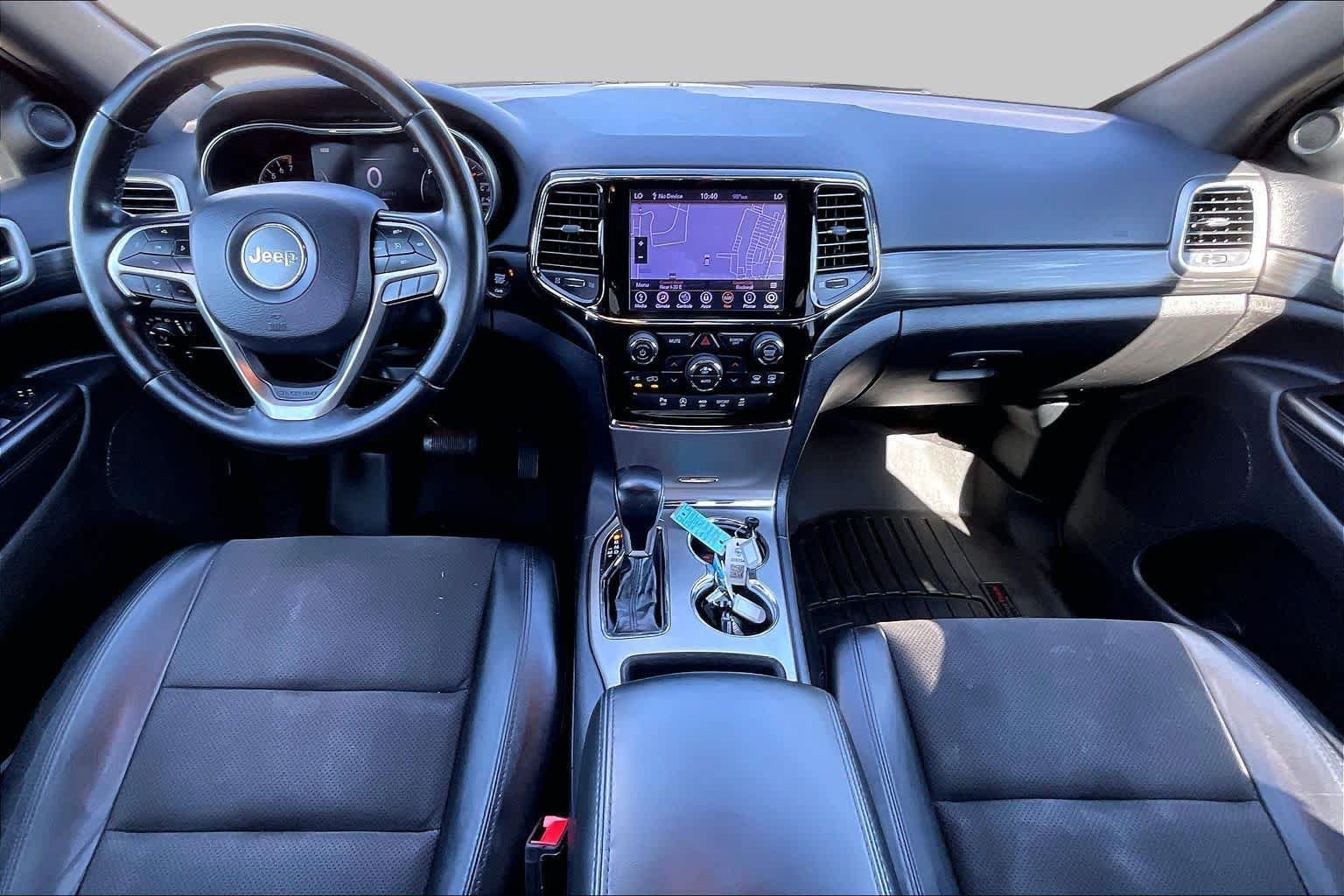 Used 2020 Jeep Grand Cherokee Altitude AWD/4WD image 14