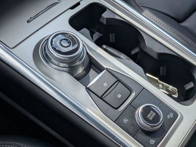 Certified 2023 Ford Explorer XLT w/ Equipment Group 202A image 25