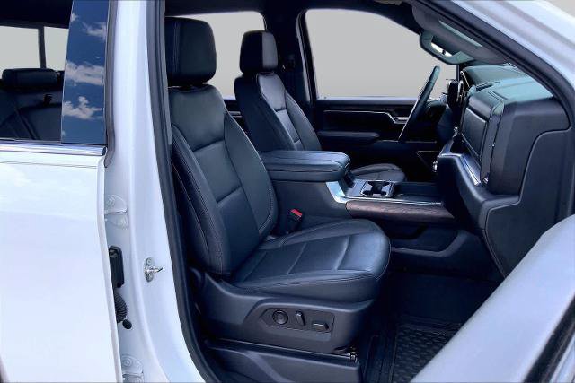 Used 2024 GMC Sierra 2500 SLT w/ SLT Premium Package AWD/4WD image 9