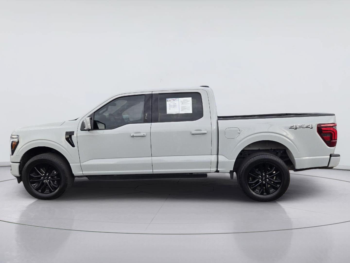 Certified 2024 Ford F150 Lariat AWD/4WD image 3