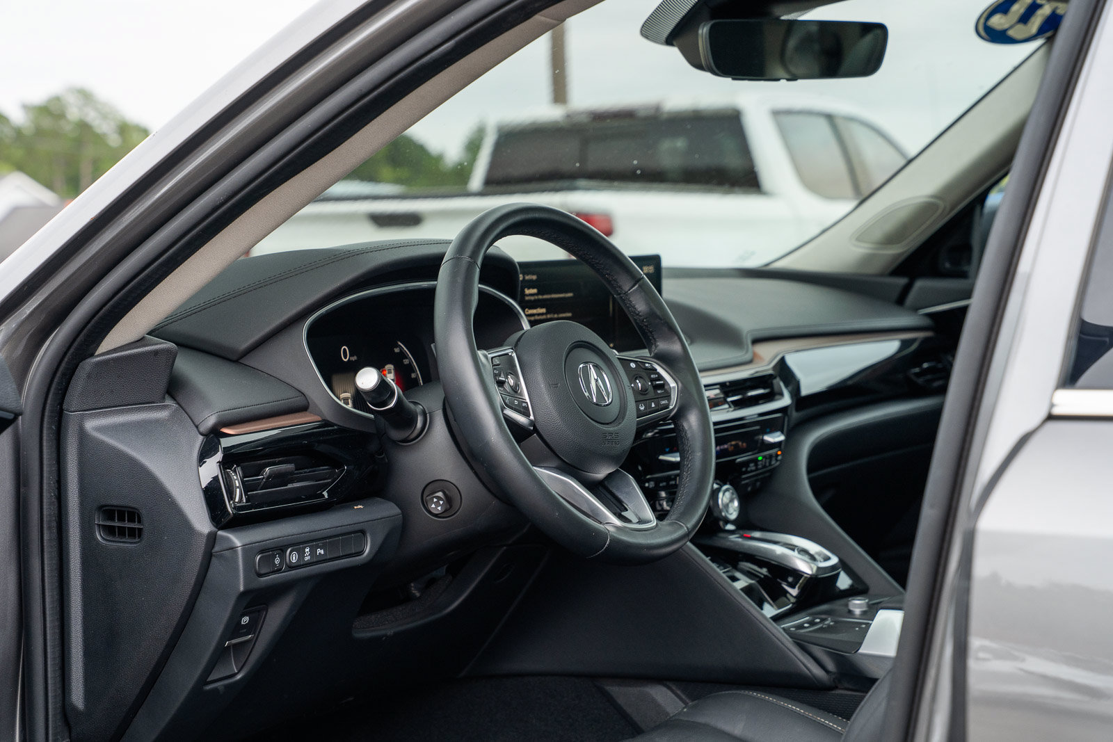Used 2022 Acura MDX w/ Technology Package FWD image 25