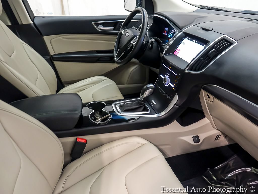 Certified 2017 Ford Edge Titanium AWD/4WD image 26
