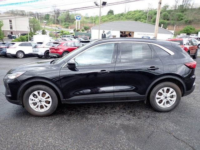 Certified 2024 Ford Escape Active w/ Tech Pack #2 AWD/4WD image 2