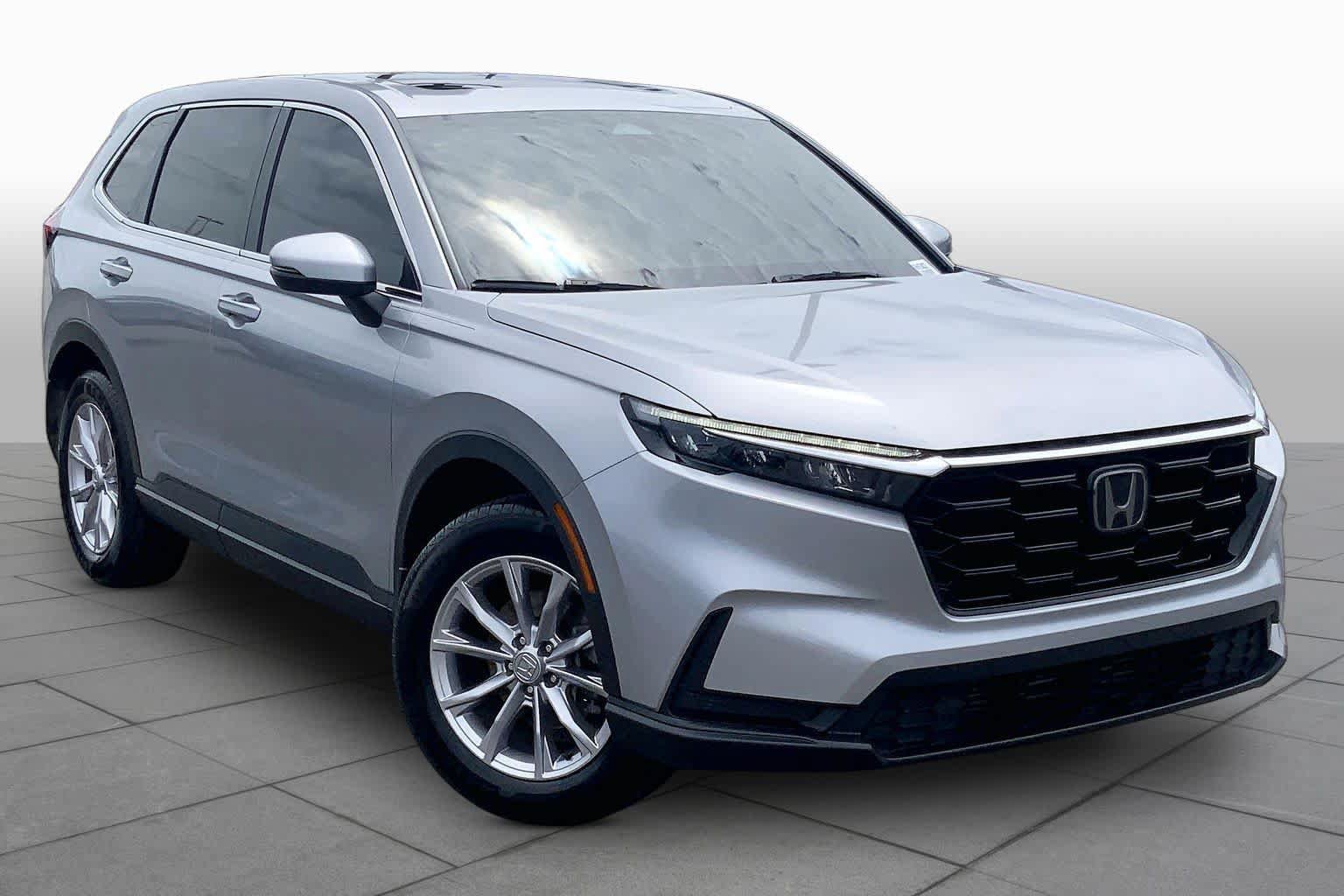 Used 2024 Honda CR-V EX image 3