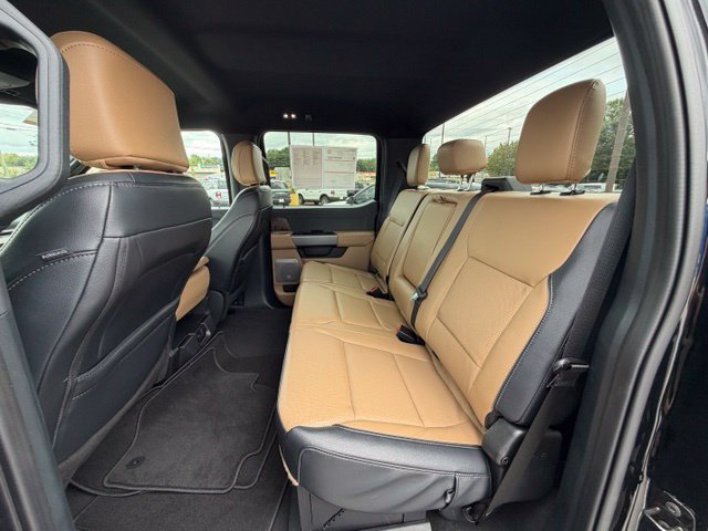 Certified 2025 Ford F450 Lariat w/ FX4 Off-Road Package AWD/4WD image 26