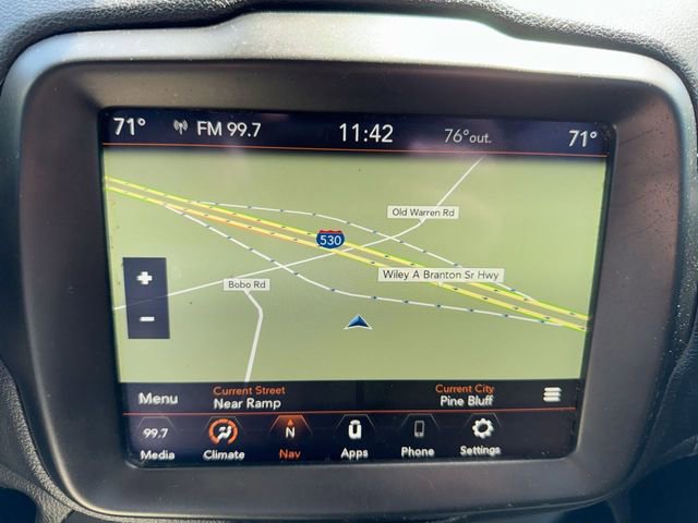 Used 2023 Jeep Renegade Latitude AWD/4WD image 19