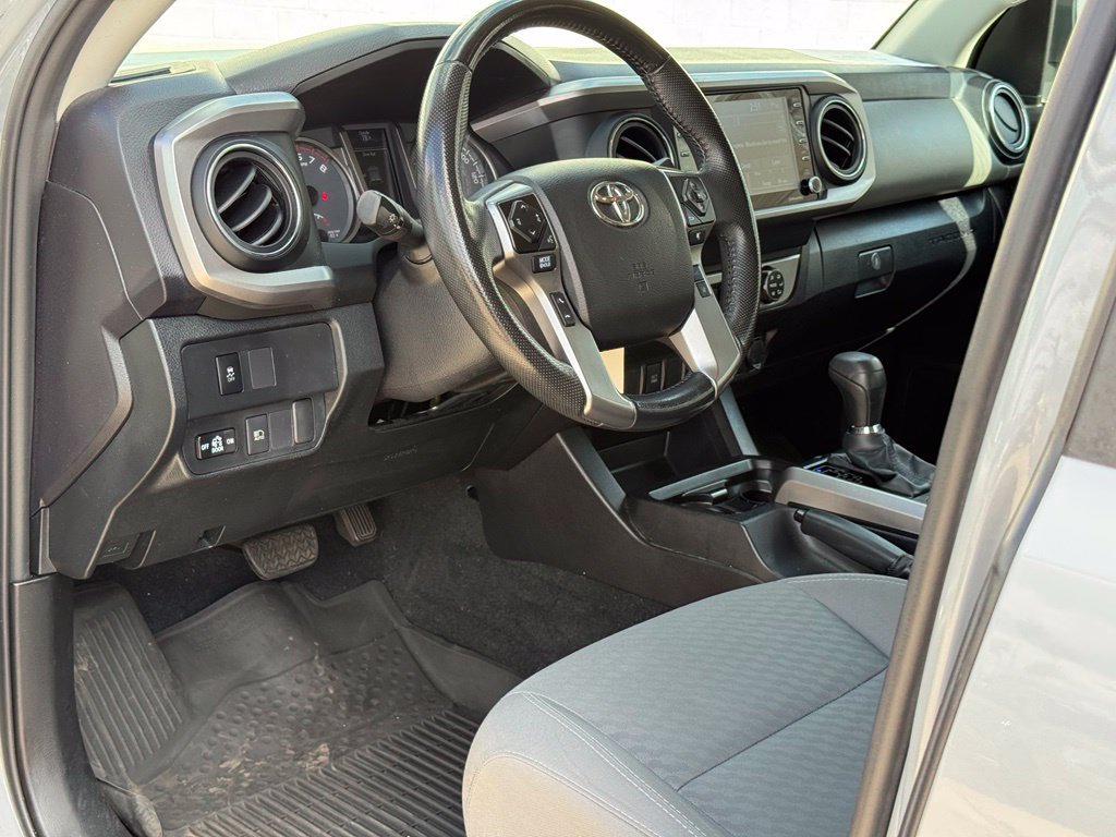 Used 2021 Toyota Tacoma SR5 RWD image 7