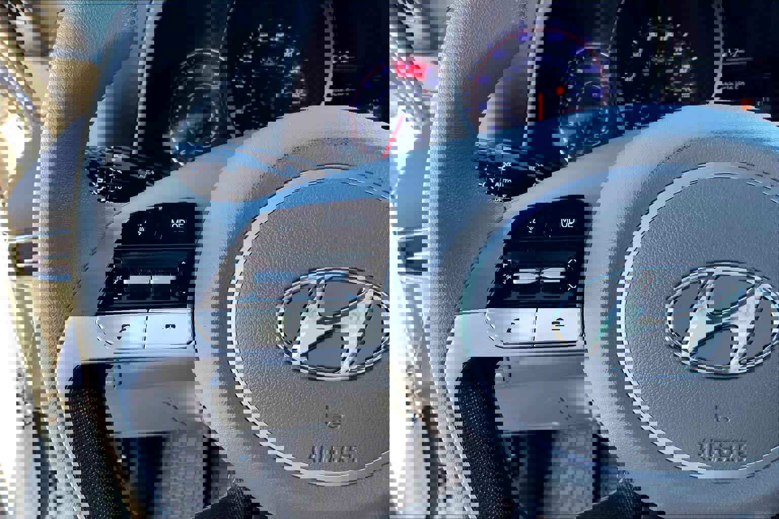 Used 2022 Hyundai Elantra SEL w/ Cargo Package image 19