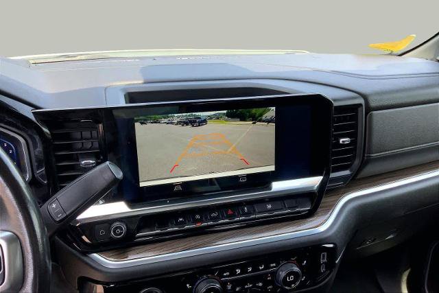Used 2022 Chevrolet Silverado 1500 LT AWD/4WD image 29