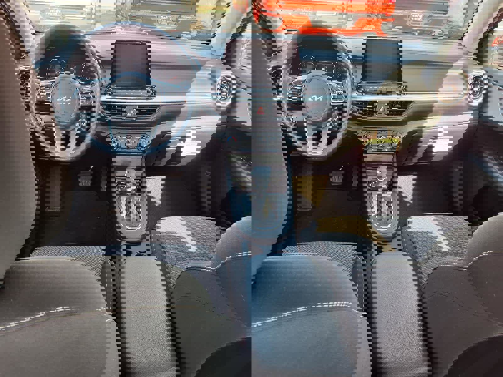 Used 2024 Kia Forte LXS w/ LXS Technology Package image 19