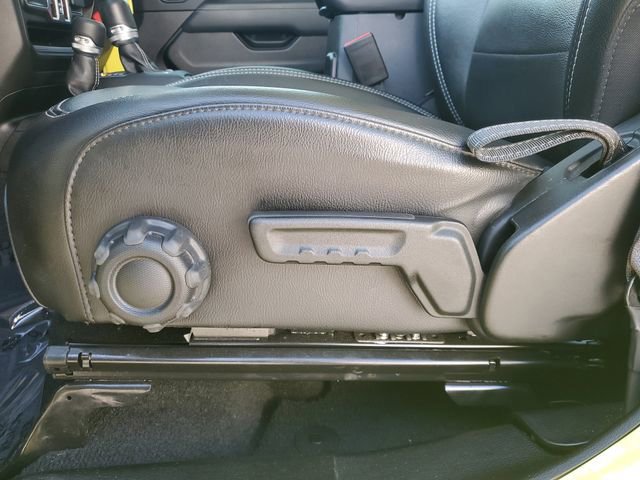 Used 2022 Jeep Wrangler Unlimited Sahara image 15