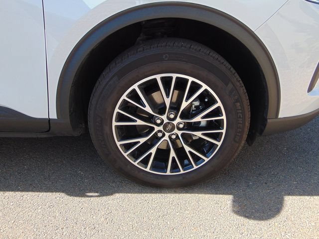 Certified 2026 Ford Escape SE FWD image 27