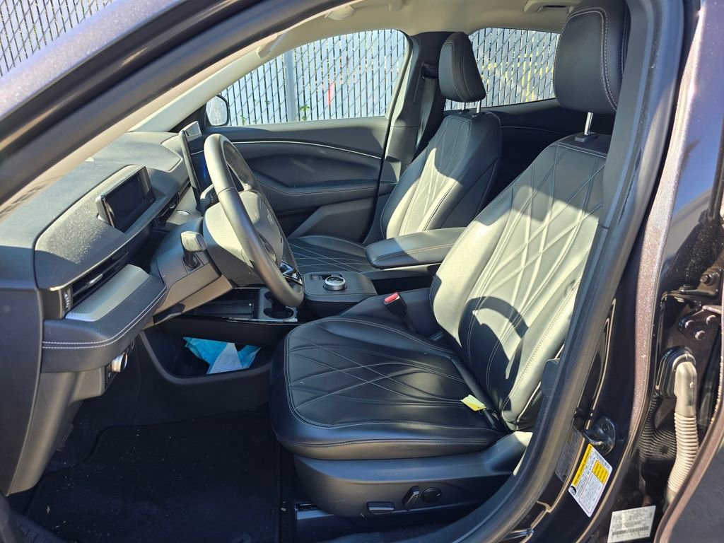 Certified 2022 Ford Mustang Mach-E Select image 8