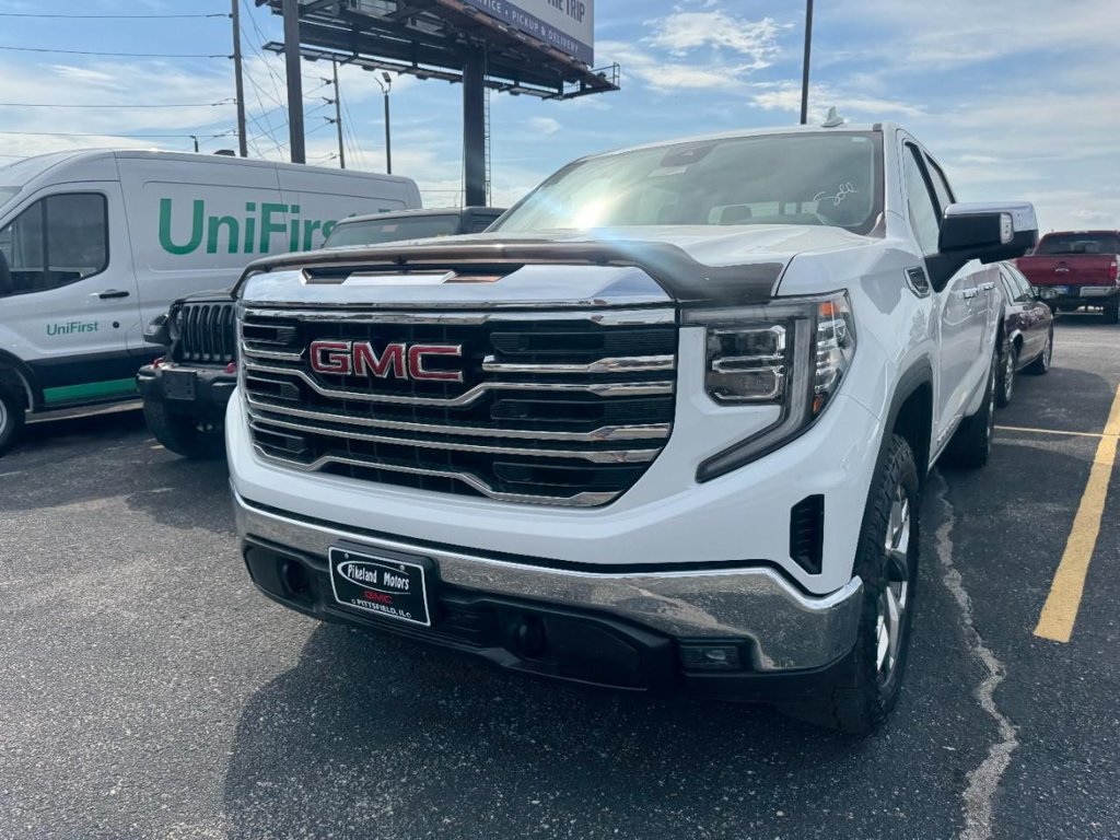 Used 2023 GMC Sierra 1500 SLT w/ SLT Premium Package AWD/4WD image 6