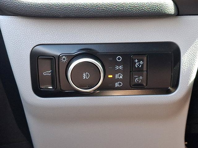 Certified 2023 Ford Escape Platinum AWD/4WD image 24