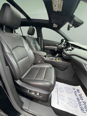 Used 2019 Cadillac XT4 Premium Luxury AWD/4WD image 18