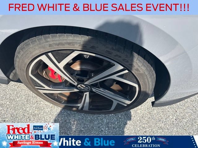 Used 2024 Volkswagen GTI SE FWD image 6