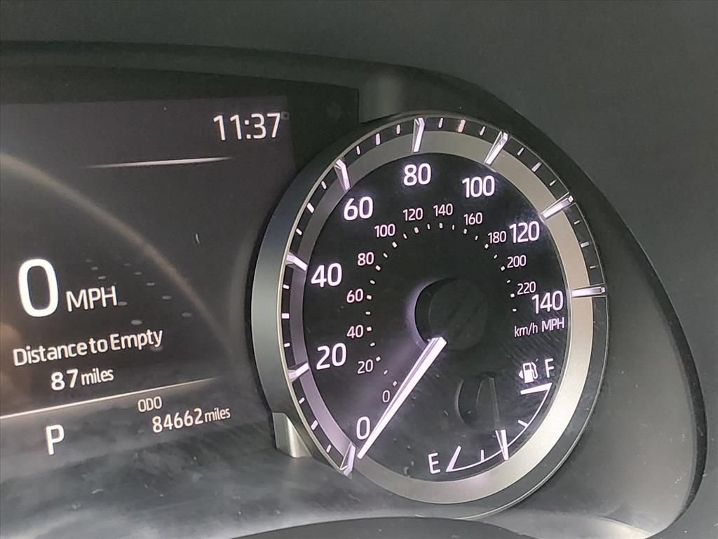 Used 2023 Toyota Highlander XLE FWD image 25
