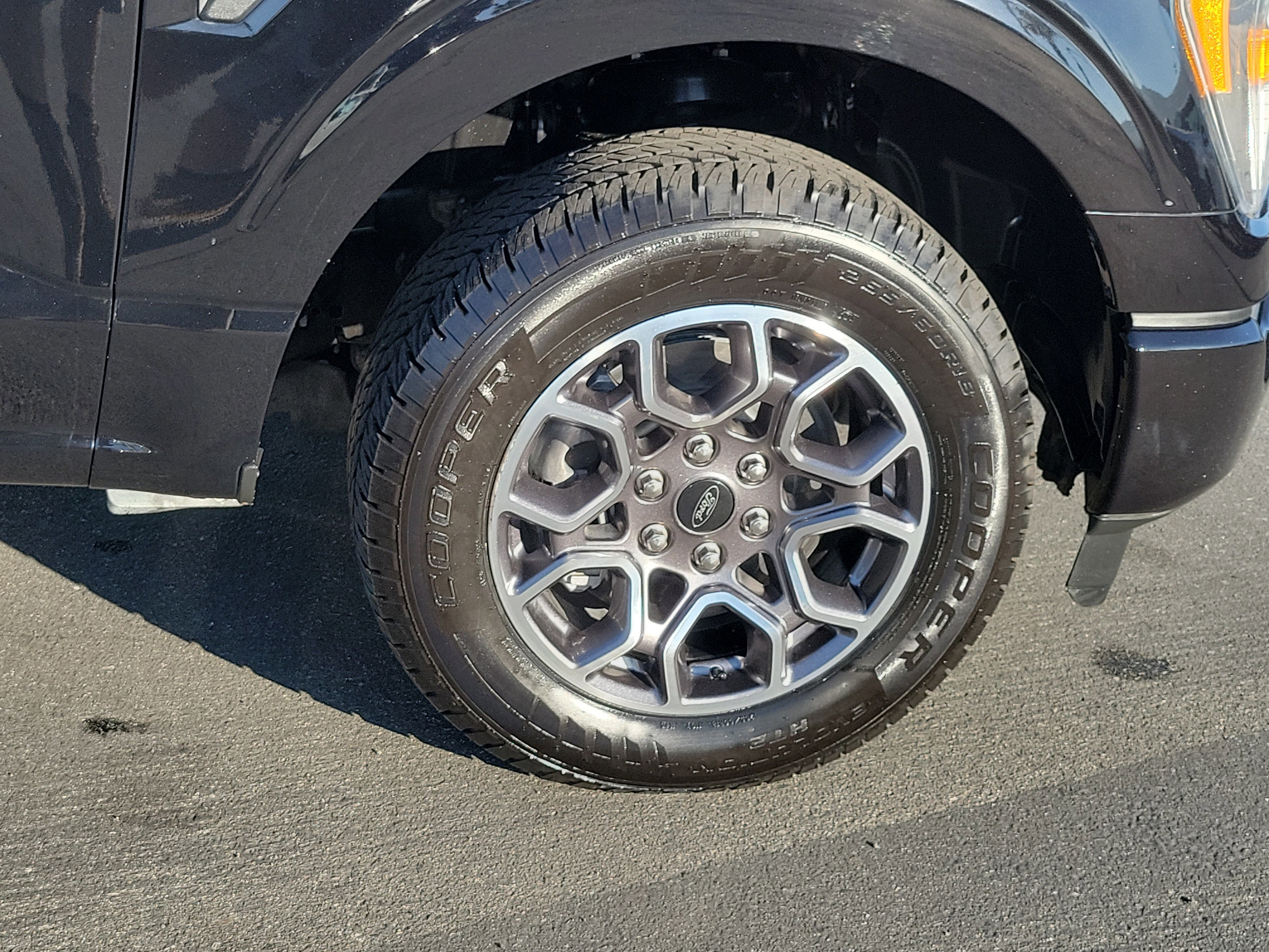 Certified 2021 Ford F150 XL w/ STX Appearance Package image 14