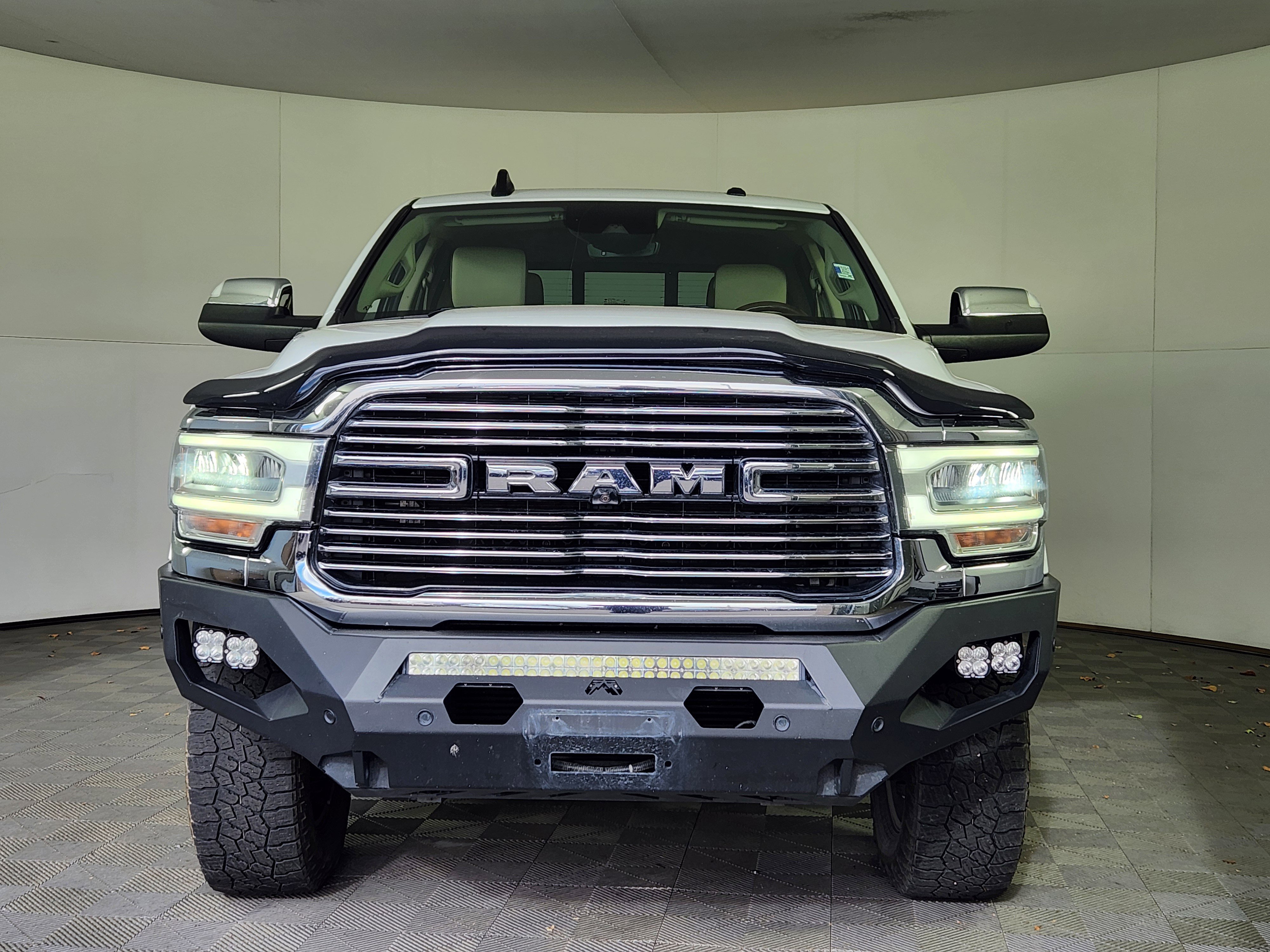 Used 2020 RAM 3500 Laramie video 2