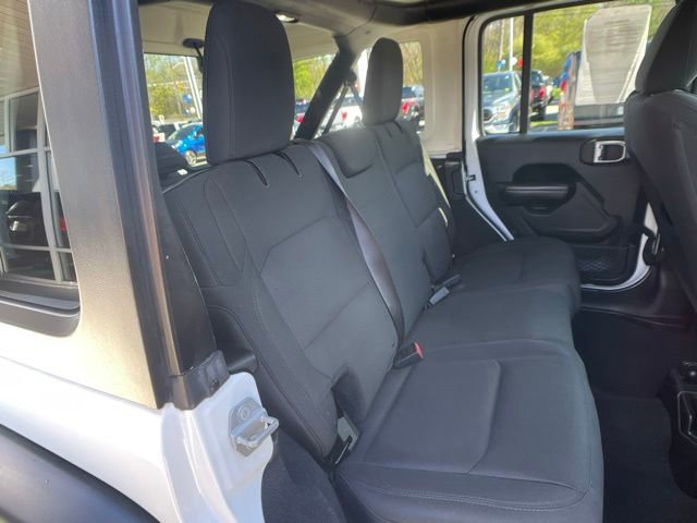 Used 2018 Jeep Wrangler Unlimited Sport S AWD/4WD image 30
