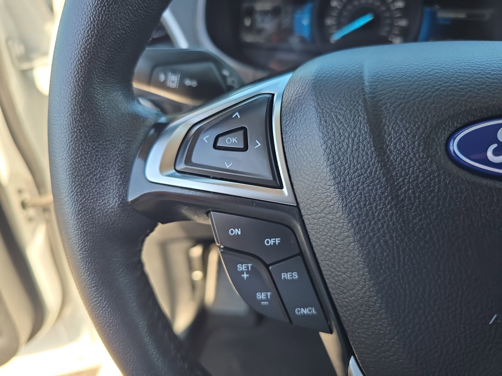 Certified 2024 Ford Edge SEL image 21