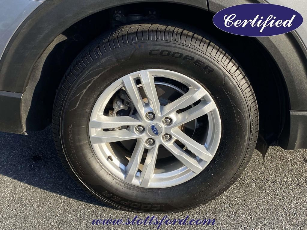 Certified 2022 Ford Explorer XLT w/ Equipment Group 202A image 7