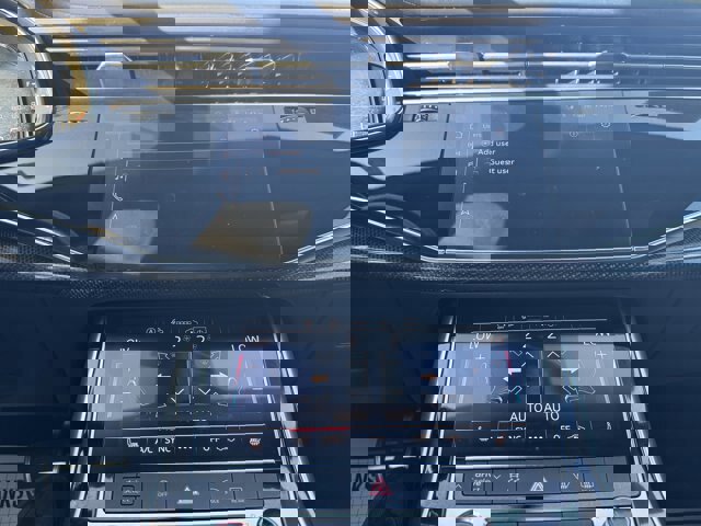 Used 2021 Audi SQ7 Premium Plus w/ Driver Assistance Package image 13