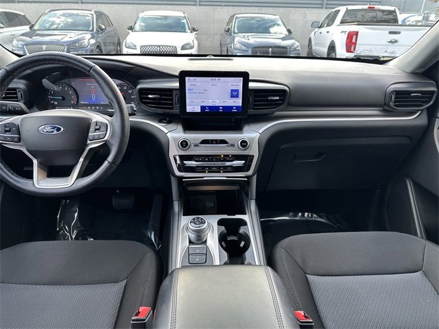 Certified 2022 Ford Explorer XLT image 16
