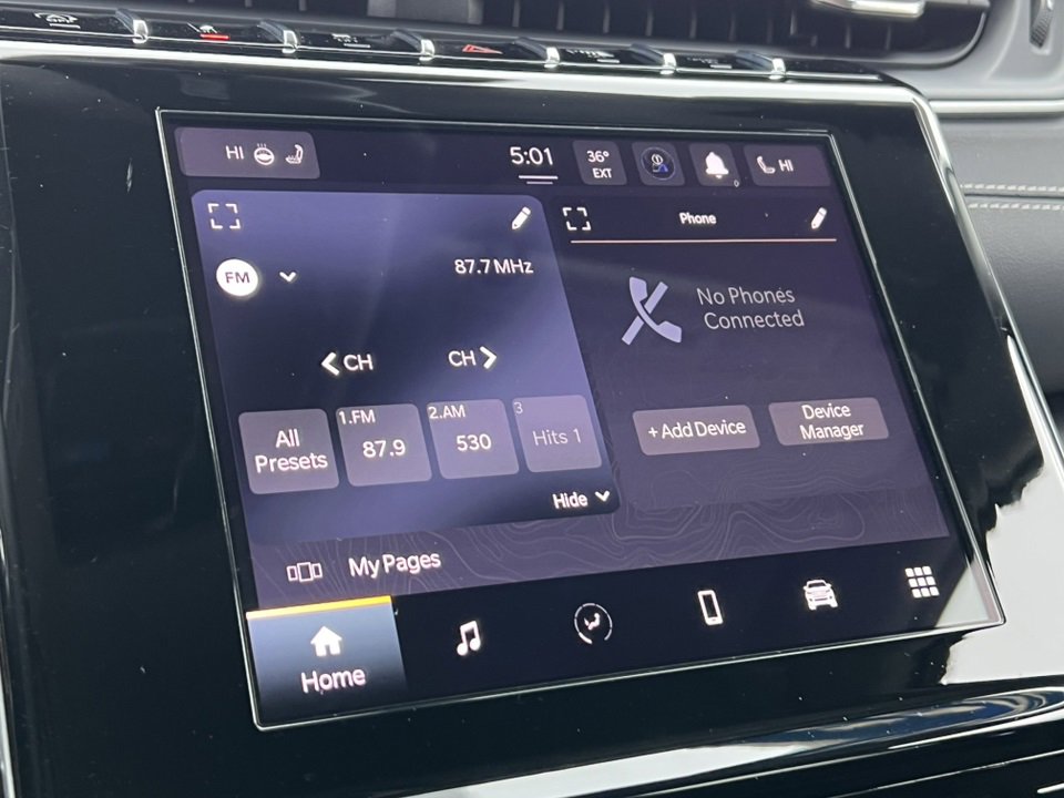 Used 2022 Jeep Grand Cherokee Laredo w/ Luxury Tech Group I image 20