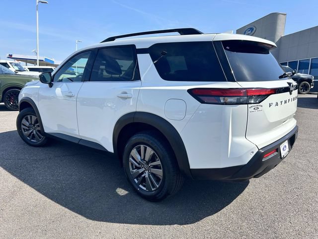 Used 2025 Nissan Pathfinder SV AWD/4WD image 5