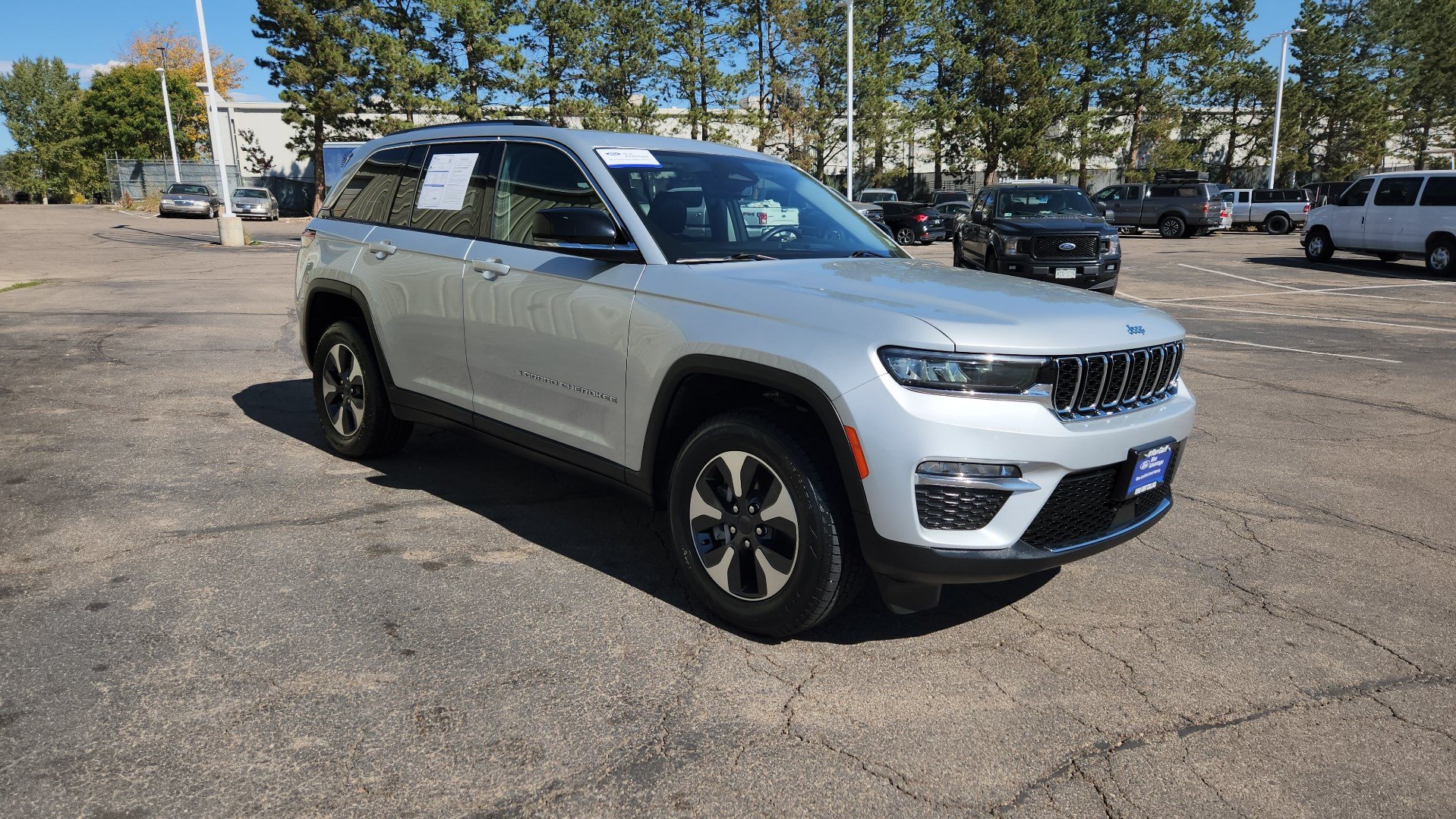 Used 2024 Jeep Grand Cherokee Limited 4xe AWD/4WD image 14