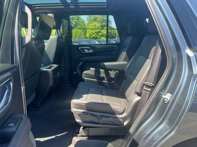 Used 2021 Chevrolet Tahoe RST w/ Luxury Package AWD/4WD image 12