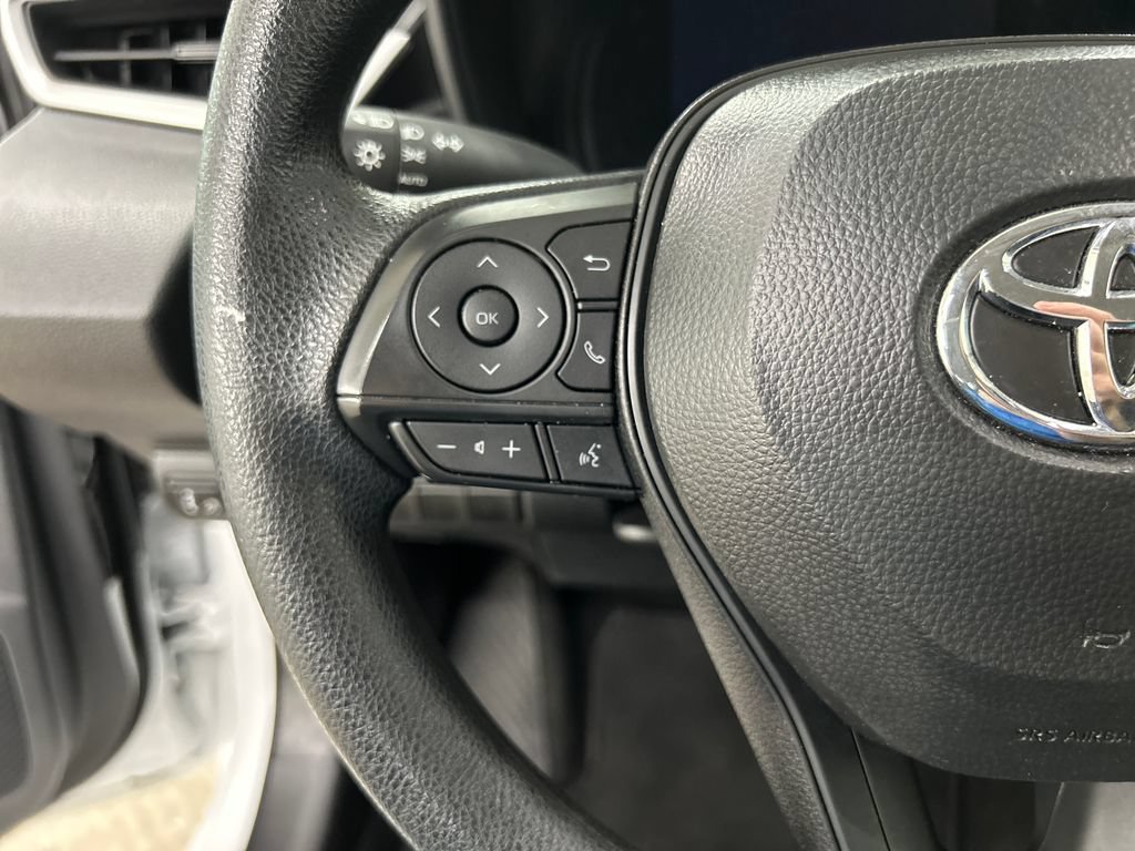 Used 2026 Toyota Corolla LE FWD image 22