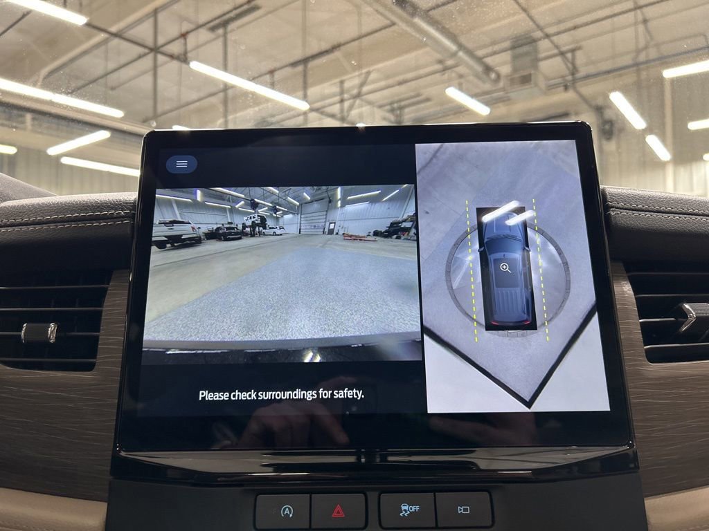 Certified 2024 Ford Expedition Limited image 23