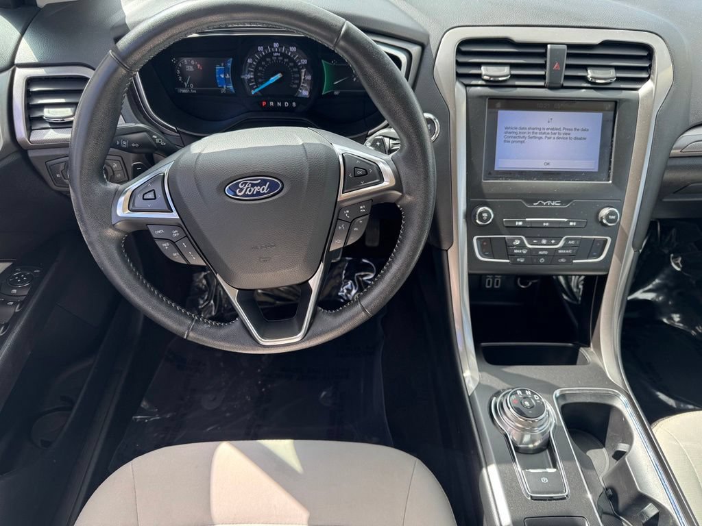 Certified 2019 Ford Fusion SE w/ Equipment Group 151A FWD image 10