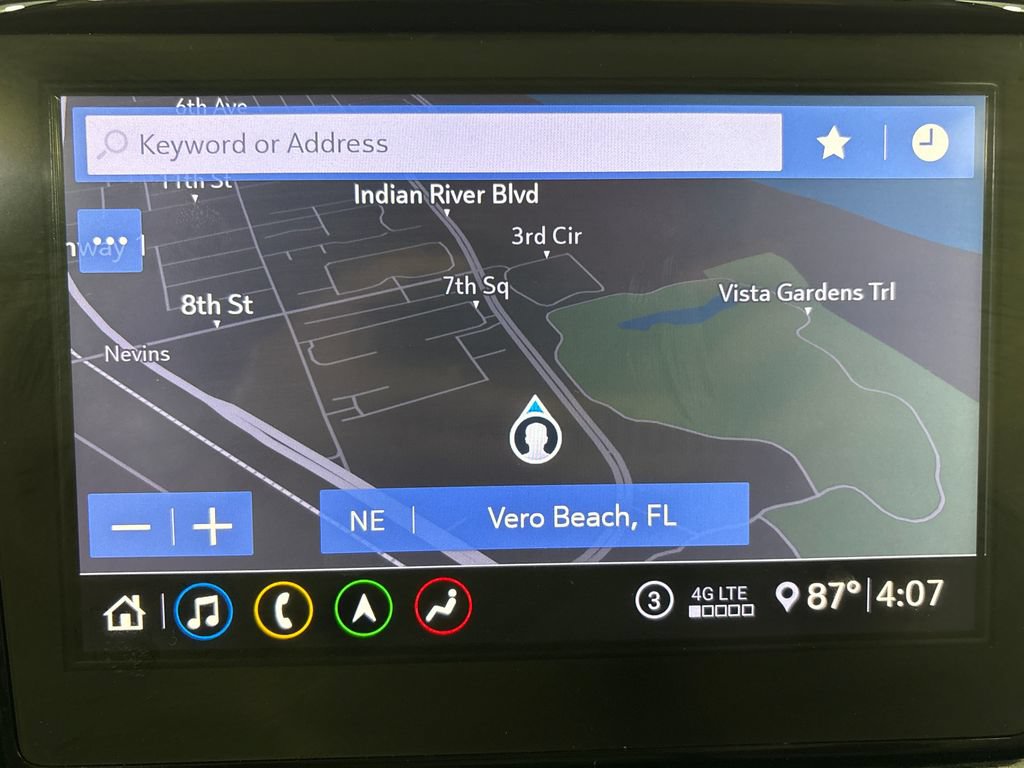 Used 2020 Chevrolet Traverse LT w/ LT Premium Package FWD image 26