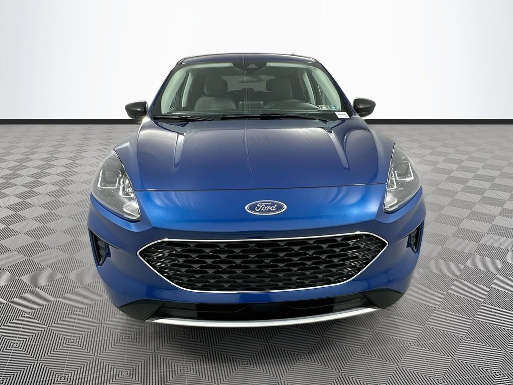 Certified 2022 Ford Escape SE AWD/4WD image 3