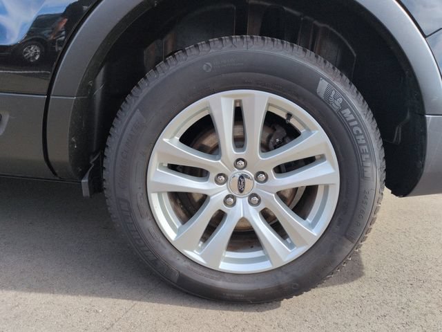 Certified 2019 Ford Explorer XLT w/ Equipment Group 201A AWD/4WD image 10