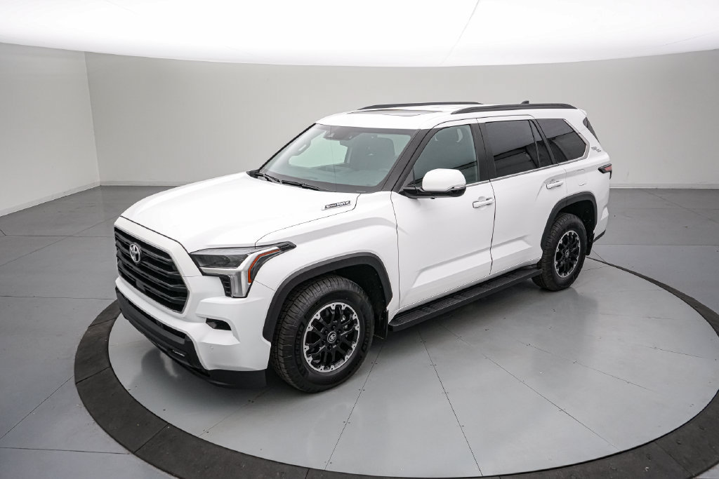 Used 2026 Toyota Sequoia SR5 w/ TRD Off-Road Package AWD/4WD image 8