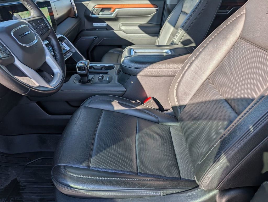 Used 2022 GMC Sierra 1500 Denali w/ Denali Reserve Package image 23