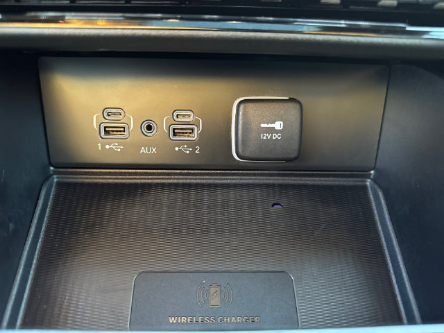 Used 2023 Jeep Grand Cherokee L Overland w/ Advanced Protech Group III AWD/4WD image 24