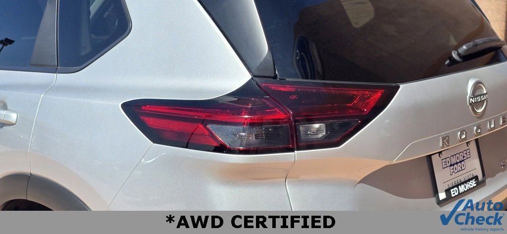 Used 2023 Nissan Rogue SV image 7