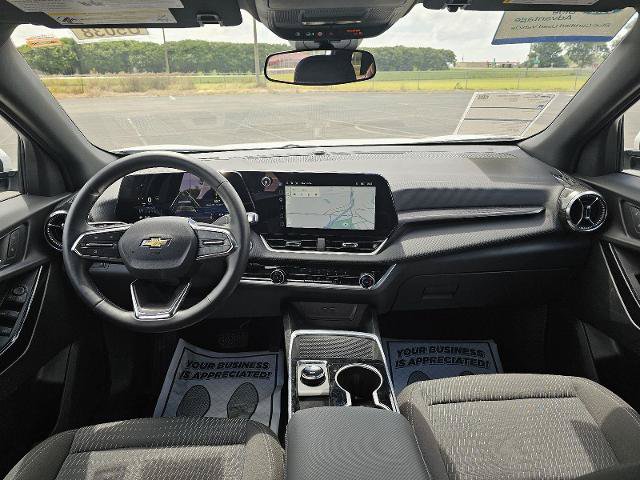 Used 2026 Chevrolet Equinox LT FWD image 11